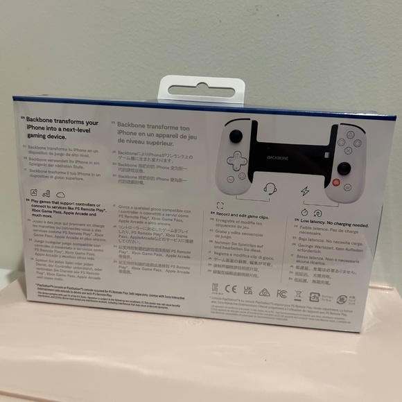 Backbone - One - PlayStation Edition Mobile Gaming Controller - Picture 2 of 3